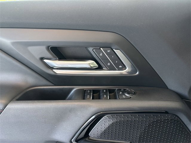 Certified 2025 Chevrolet Silverado EV RST image 23