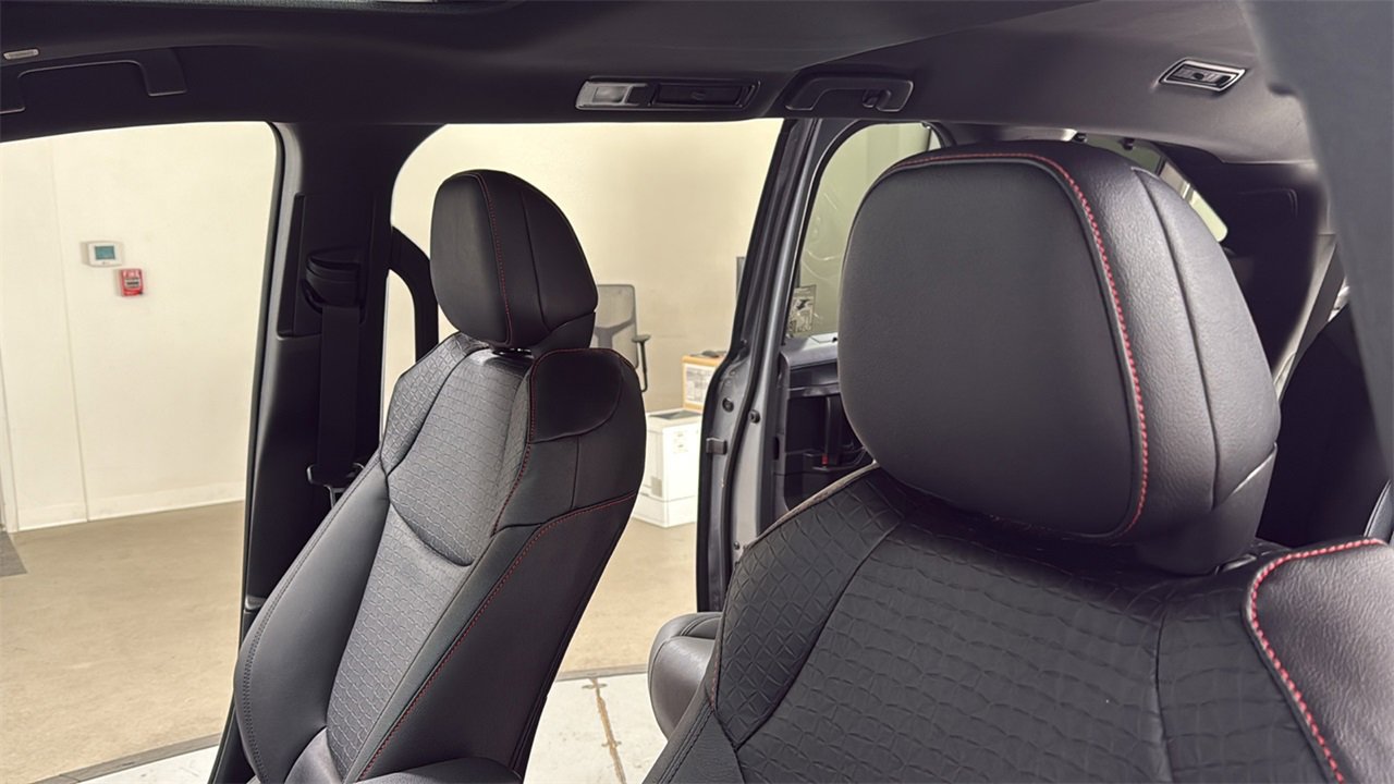 New 2026 Toyota Sienna XSE image 13