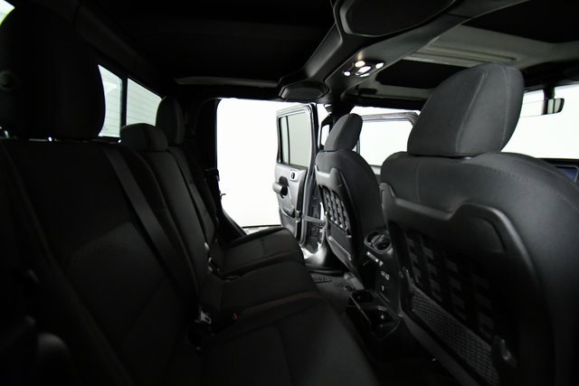 Used 2022 Jeep Gladiator Rubicon w/ Cold Weather Group image 23