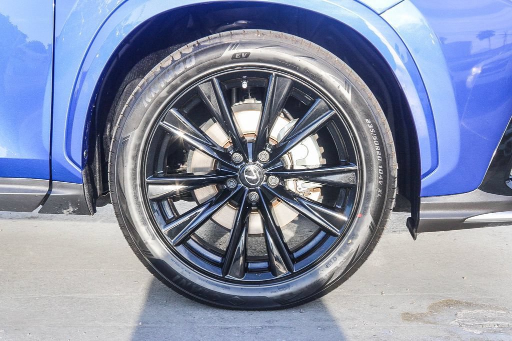 Used 2024 Lexus NX 450h+ F Sport w/ Vision Package AWD/4WD image 11