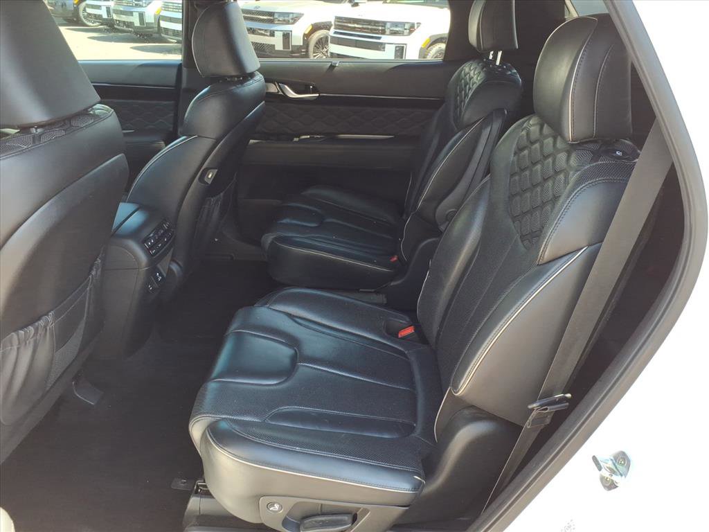 Used 2022 Hyundai Palisade Calligraphy w/ Cargo Package image 16