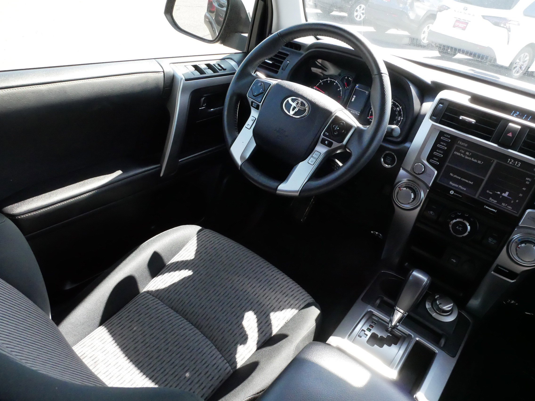 Certified 2024 Toyota 4Runner SR5 AWD/4WD image 9
