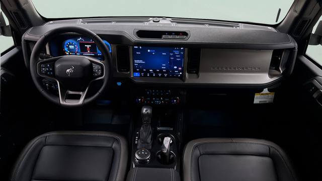 New 2026 Ford Bronco Outer Banks AWD/4WD image 10