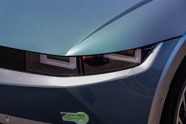 Certified 2023 Hyundai Ioniq 5 Limited AWD/4WD image 8
