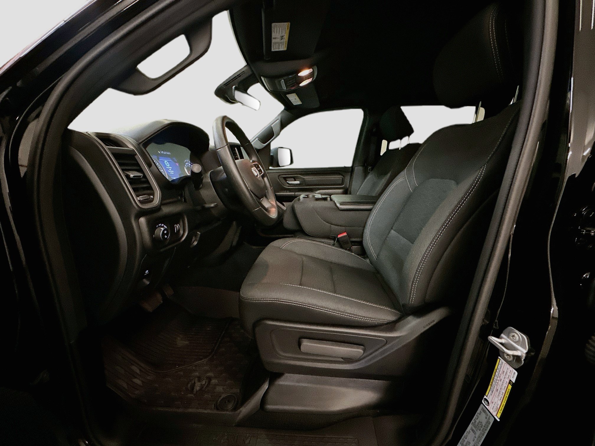 Used 2026 RAM 1500 Warlock AWD/4WD image 13