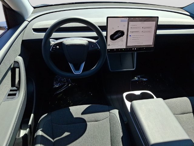 Used 2026 Tesla Model Y 2WD image 13