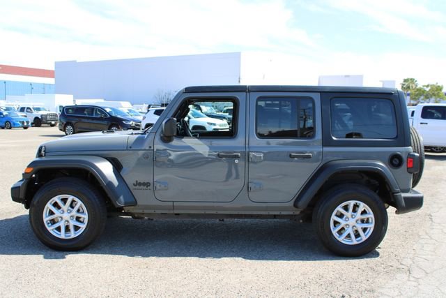 Used 2023 Jeep Wrangler Sport S image 7