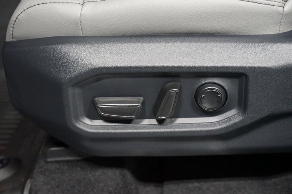 New 2026 Toyota Tundra Limited AWD/4WD image 34