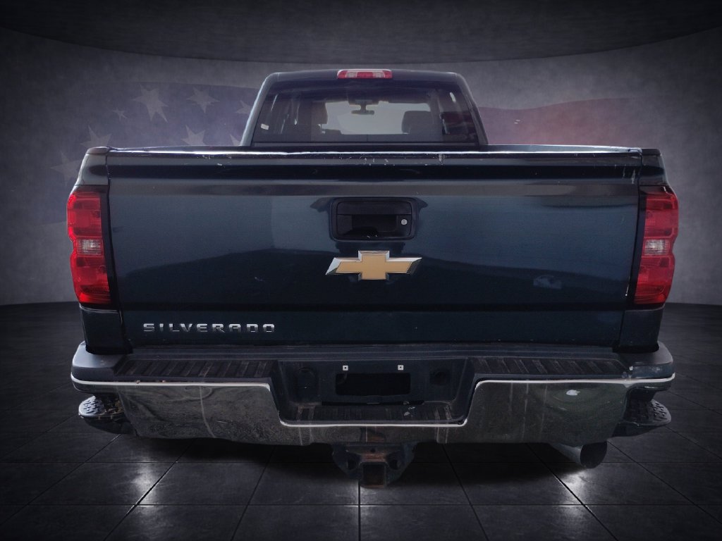 Used 2017 Chevrolet Silverado 2500 W/T AWD/4WD image 4