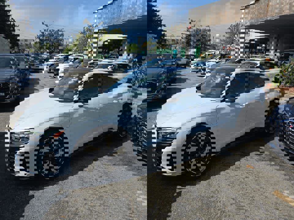 Used 2024 Audi e-tron GT Prestige w/ Prestige Package image 3