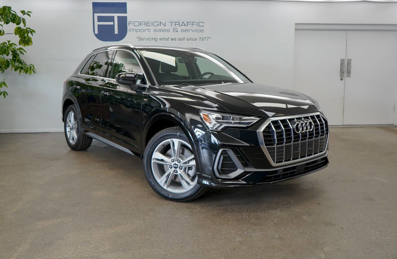 Used 2024 Audi Q3 2.0T Premium Plus w/ Premium Plus Package image 1