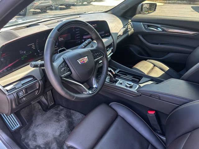 Used 2026 Cadillac CT5 V w/ Technology Package AWD/4WD image 13