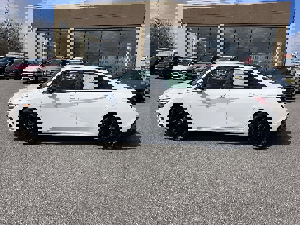 New 2026 Hyundai Elantra Sport image 2