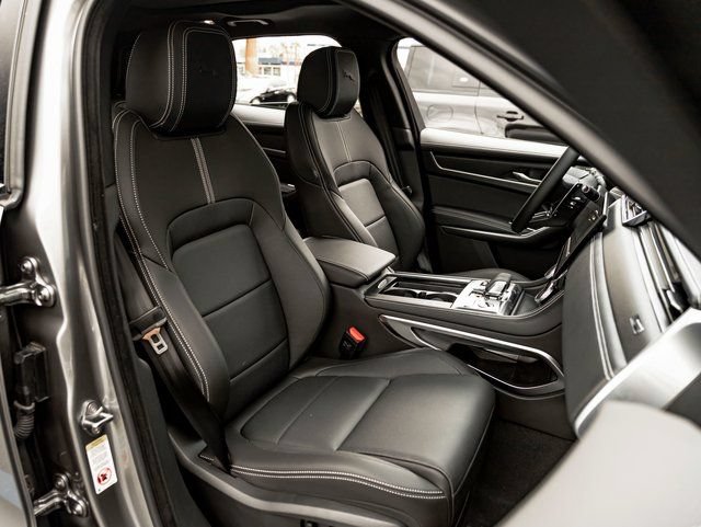 New 2026 Jaguar F-PACE R-Dynamic S AWD/4WD image 26