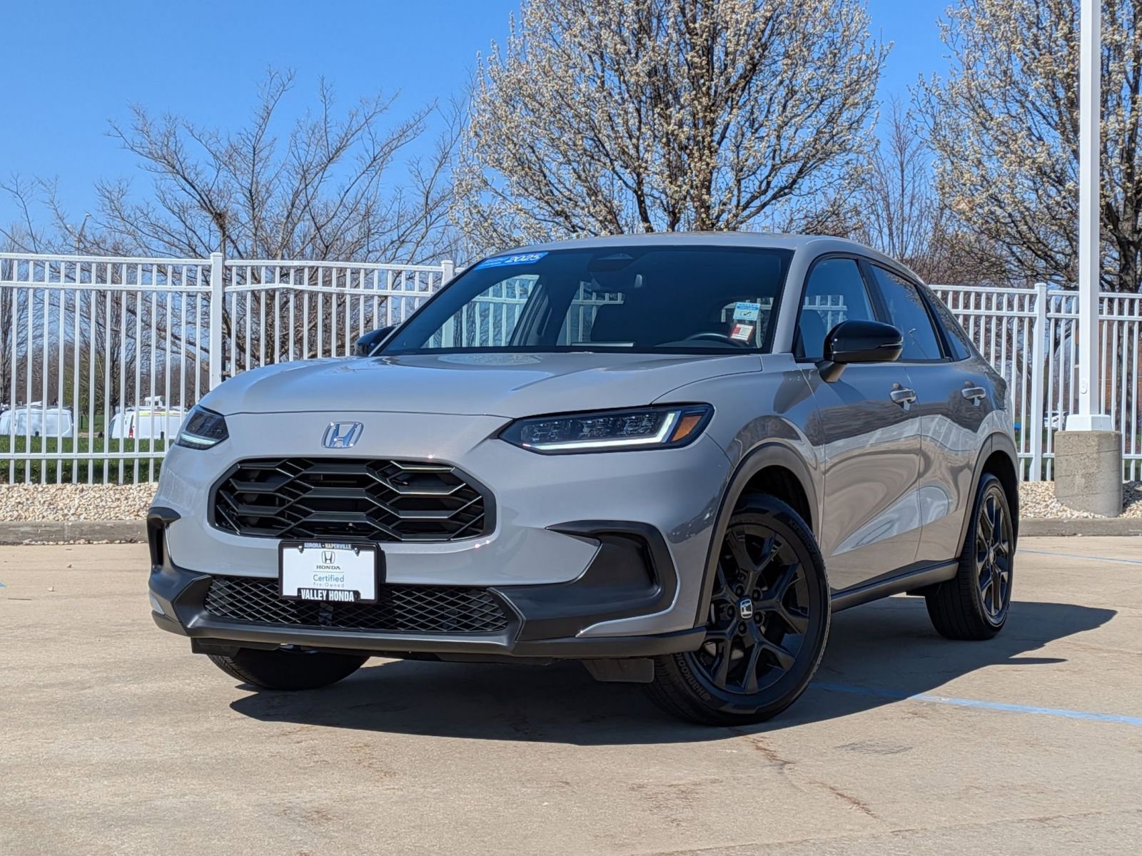 Certified 2025 Honda HR-V Sport image 2