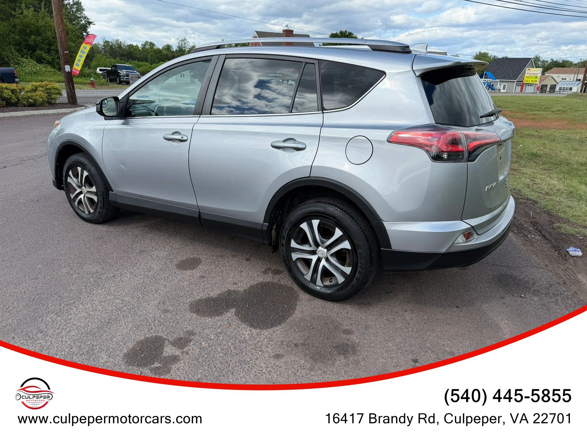 Used 2017 Toyota RAV4 LE w/ All Weather Liner Package AWD/4WD image 3