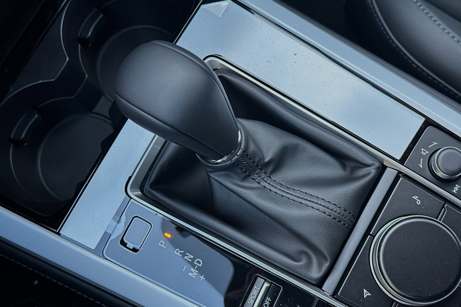 Used 2025 MAZDA CX-30 AWD 2.5 S w/ Select Sport Pkg image 25