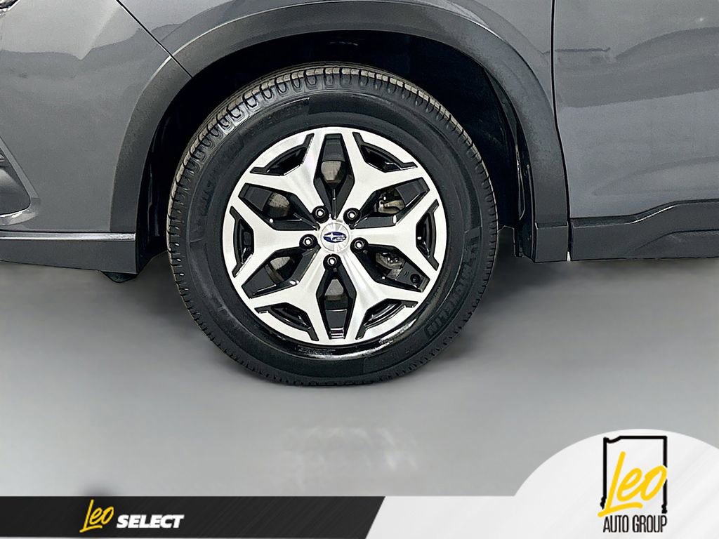 Used 2023 Subaru Forester Premium image 31