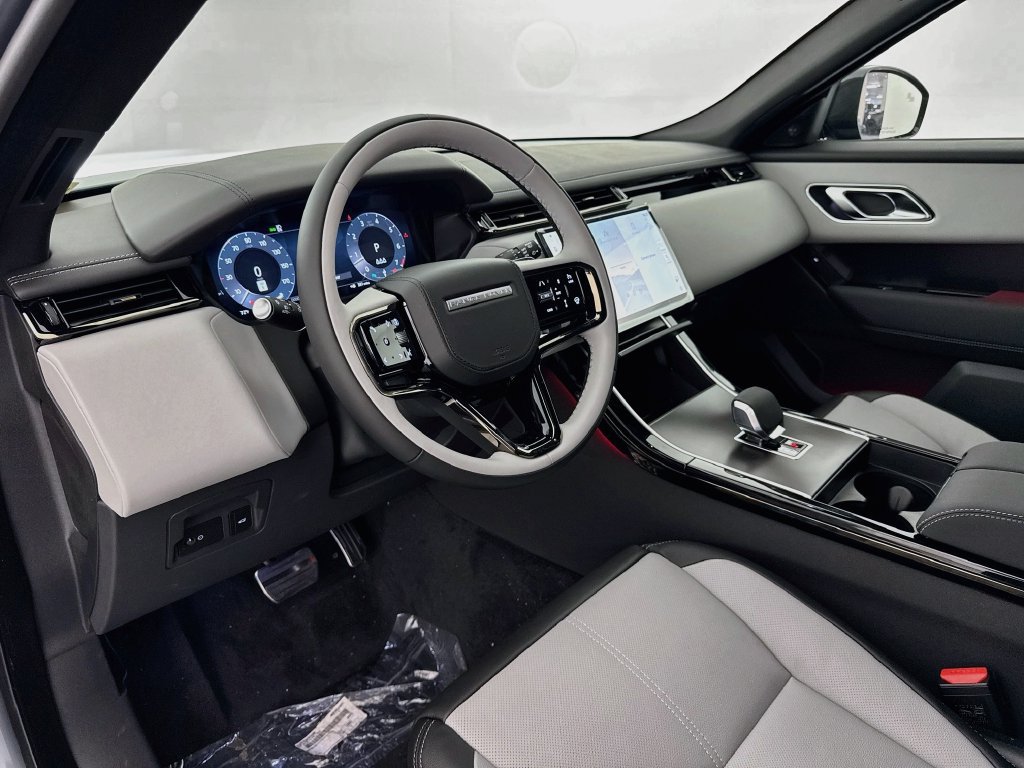 New 2026 Land Rover Range Rover Velar Belgravia AWD/4WD image 9