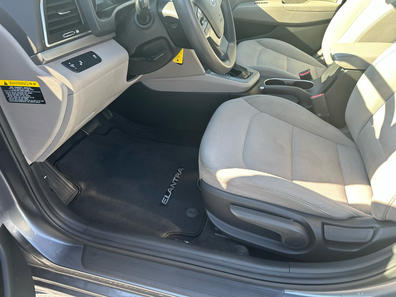 Used 2018 Hyundai Elantra SEL image 19