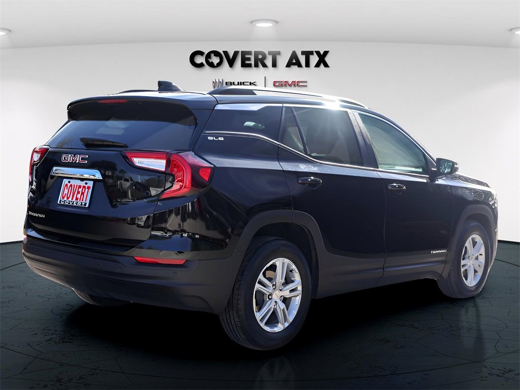 Used 2023 GMC Terrain SLE w/ Driver Convenience Package image 7
