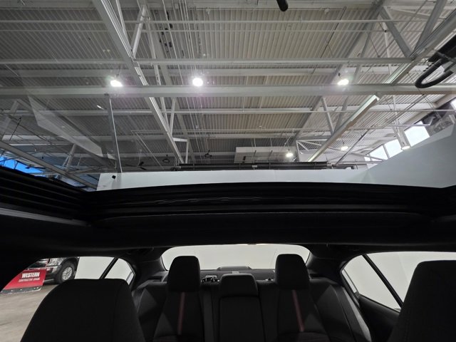 Used 2024 Toyota Corolla SE w/ SE Premium Package image 16