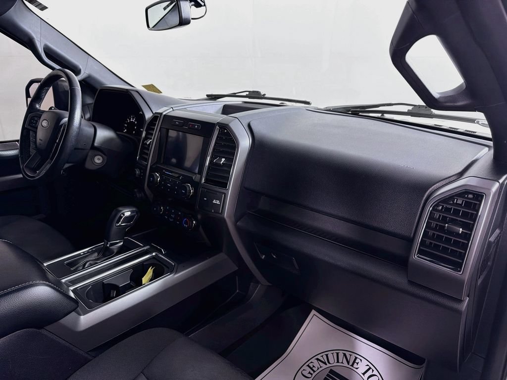 Used 2020 Ford F150 XLT w/ Equipment Group 302A Luxury AWD/4WD image 27
