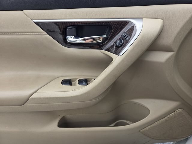 Used 2014 Nissan Altima 2.5 SL w/ Moonroof Package FWD image 28
