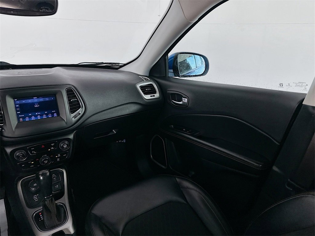 Used 2018 Jeep Compass Latitude w/ Popular Equipment Group image 23