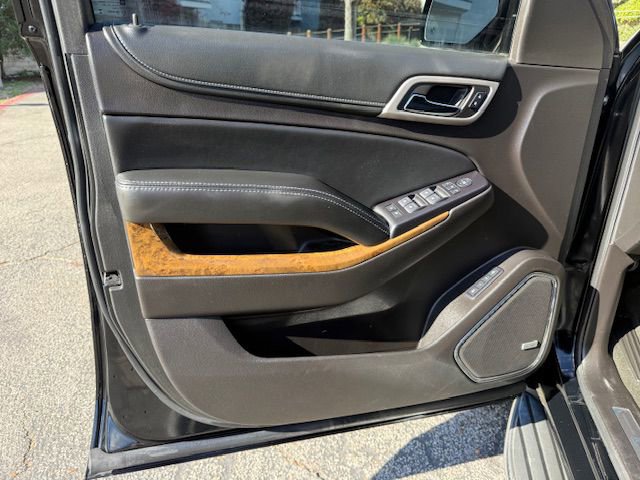 Used 2016 GMC Yukon Denali w/ Open Road Package image 33