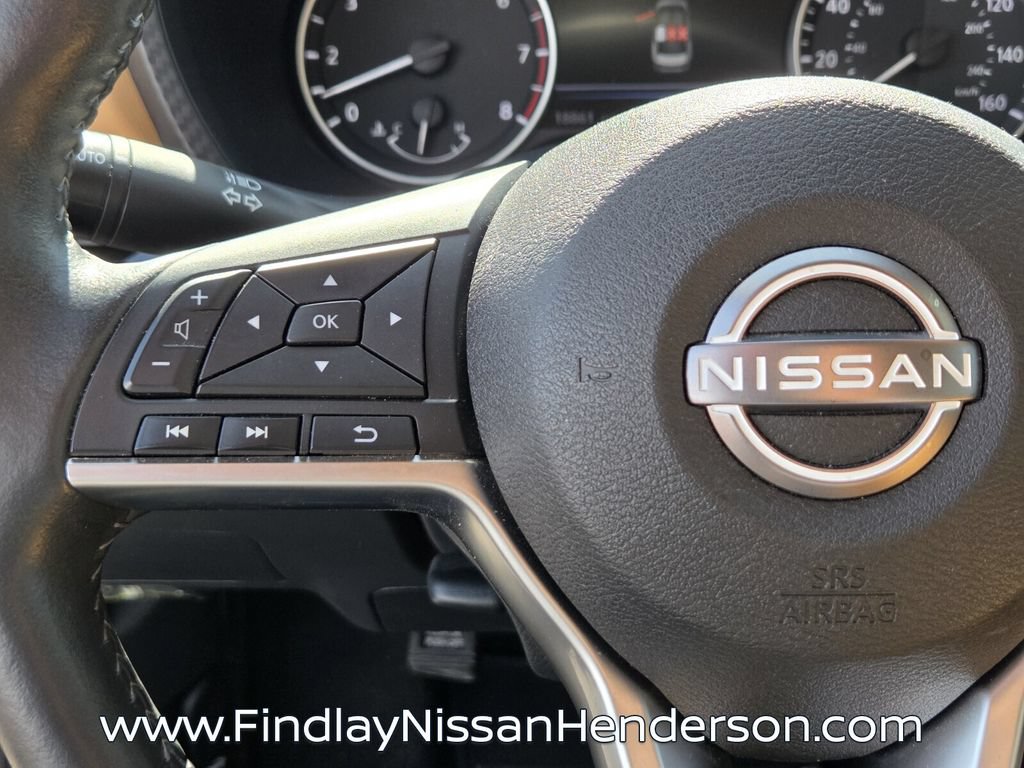 Used 2025 Nissan Sentra SV w/ SV Premium Package FWD image 23
