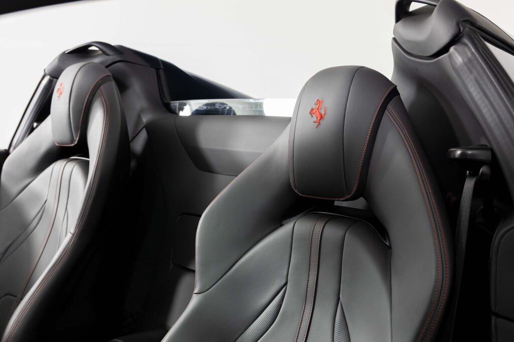 Used 2021 Ferrari 812 GTS RWD image 57
