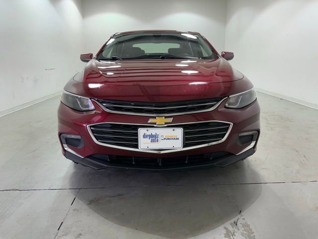 Certified 2018 Chevrolet Malibu LT FWD image 2