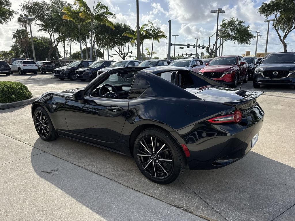 Used 2024 MAZDA MX-5 Miata RF Grand Touring w/ Weather Package RWD image 12