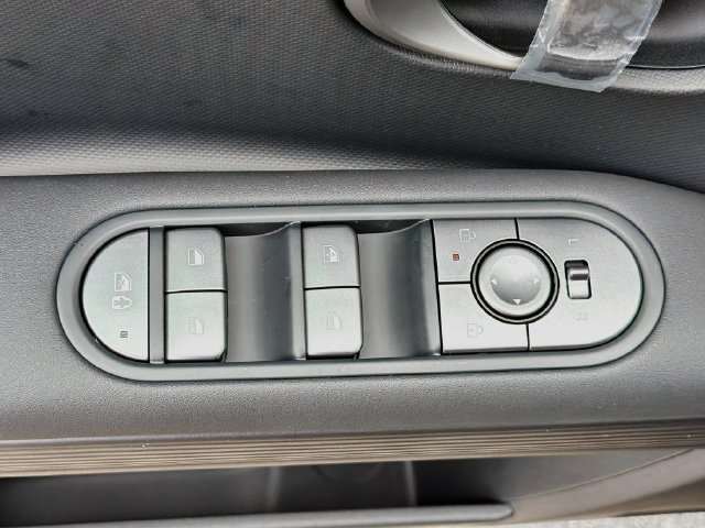 New 2027 Hyundai Ioniq 5 SE RWD image 18
