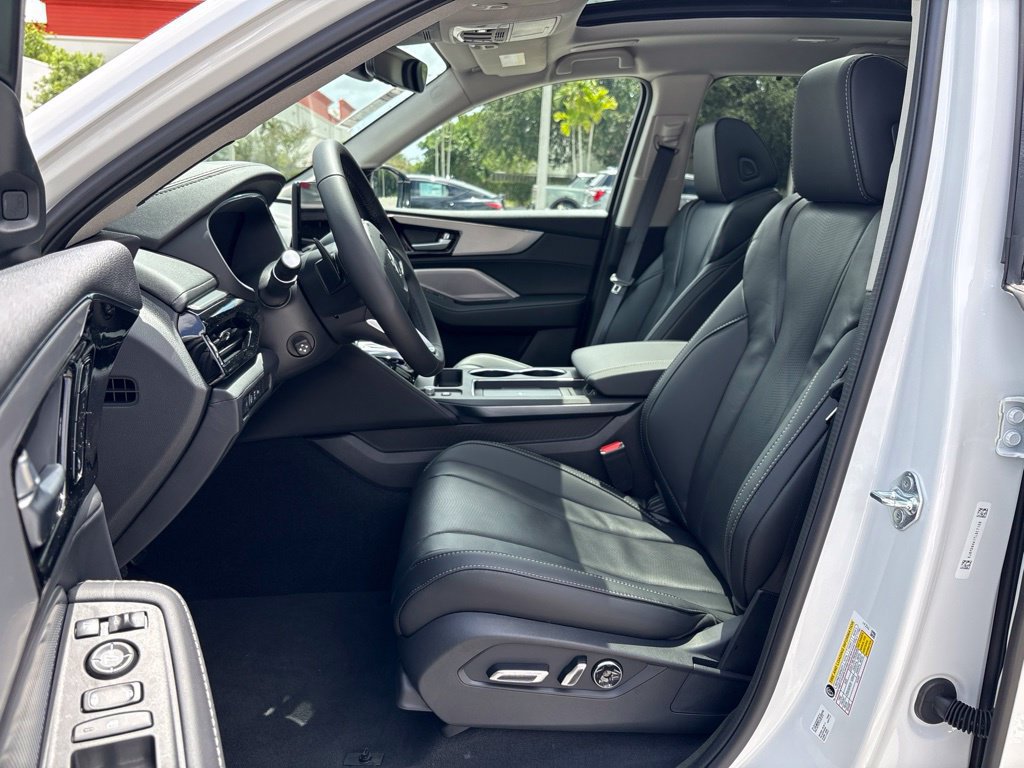 New 2026 Acura MDX w/ Technology Package FWD image 14