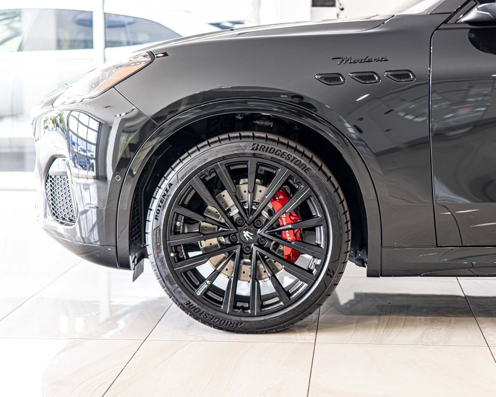 New 2026 Maserati Grecale Modena AWD/4WD image 8