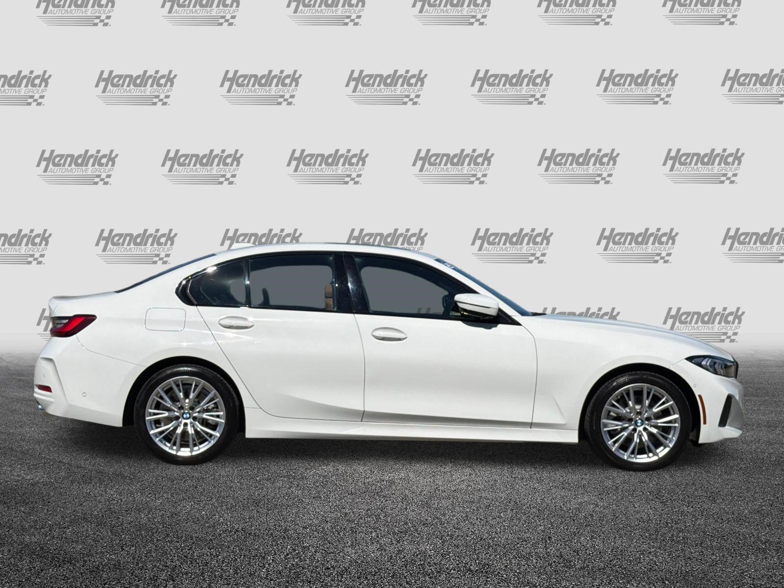 Used 2023 BMW 330i 330i w/ Premium Package image 3