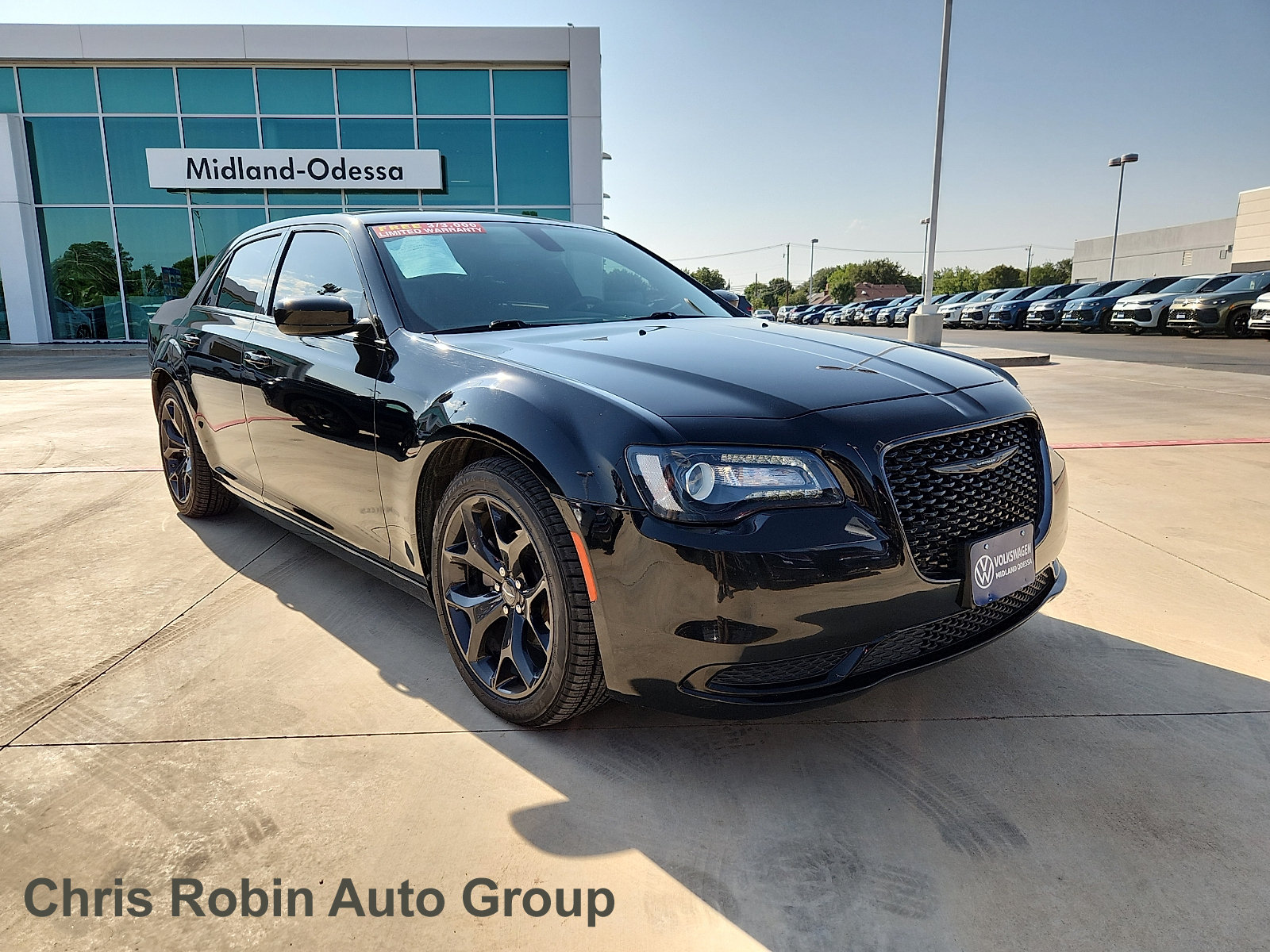 Used 2022 Chrysler 300 Touring w/ Sport Appearance Package RWD image 1