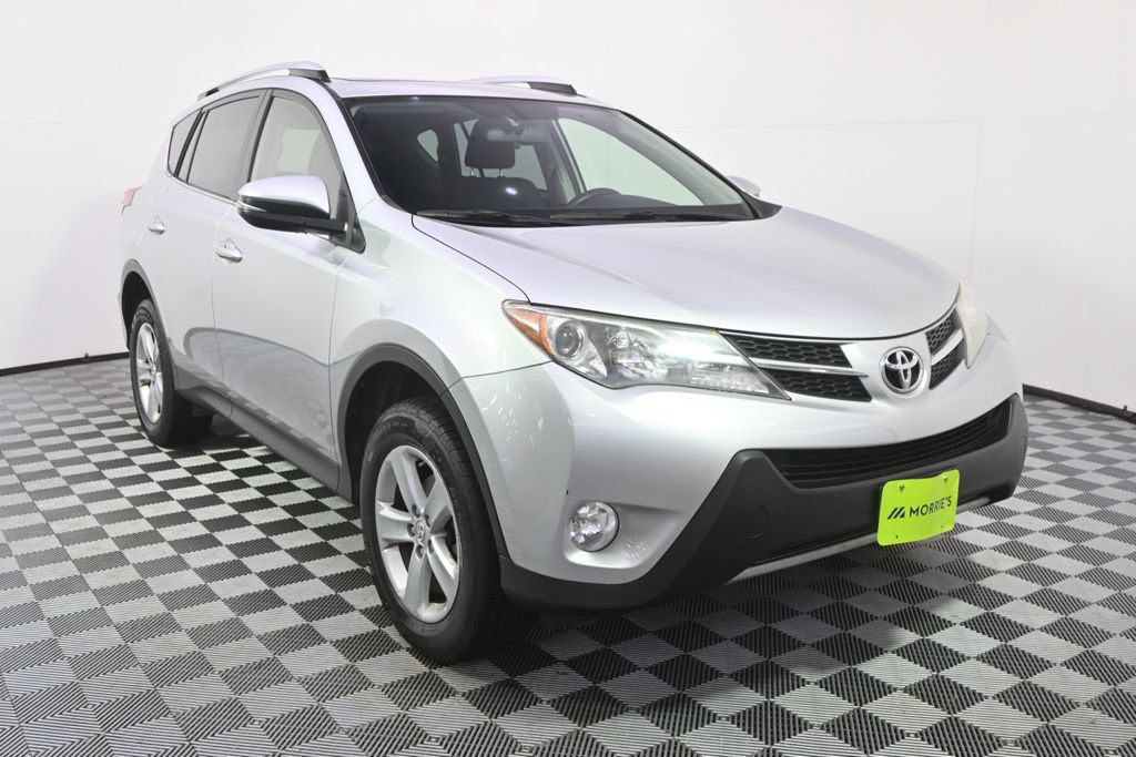 Used 2014 Toyota RAV4 XLE AWD/4WD image 9