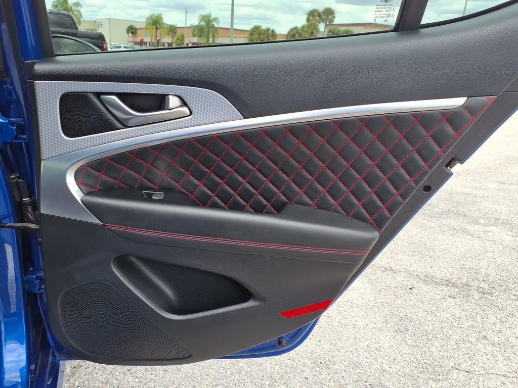 Used 2022 Genesis G70 3.3T RWD image 15