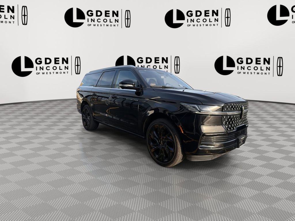 Used 2025 Lincoln Navigator L Black Label AWD/4WD image 2