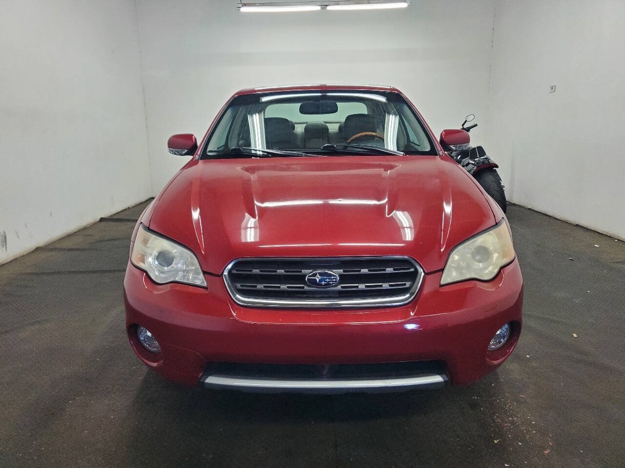 Used 2006 Subaru Outback 3.0R L.L. Bean AWD/4WD image 2