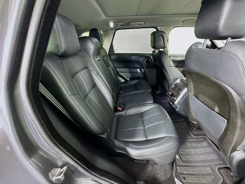 Used 2018 Land Rover Range Rover Sport HSE image 29
