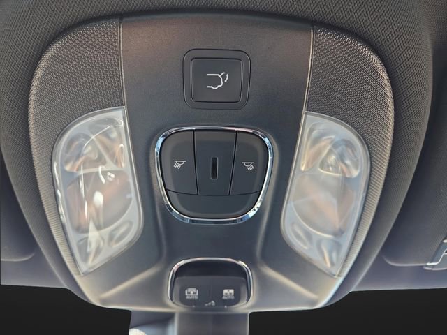 Used 2025 Jeep Compass Latitude w/ Sun & Sound Group image 27