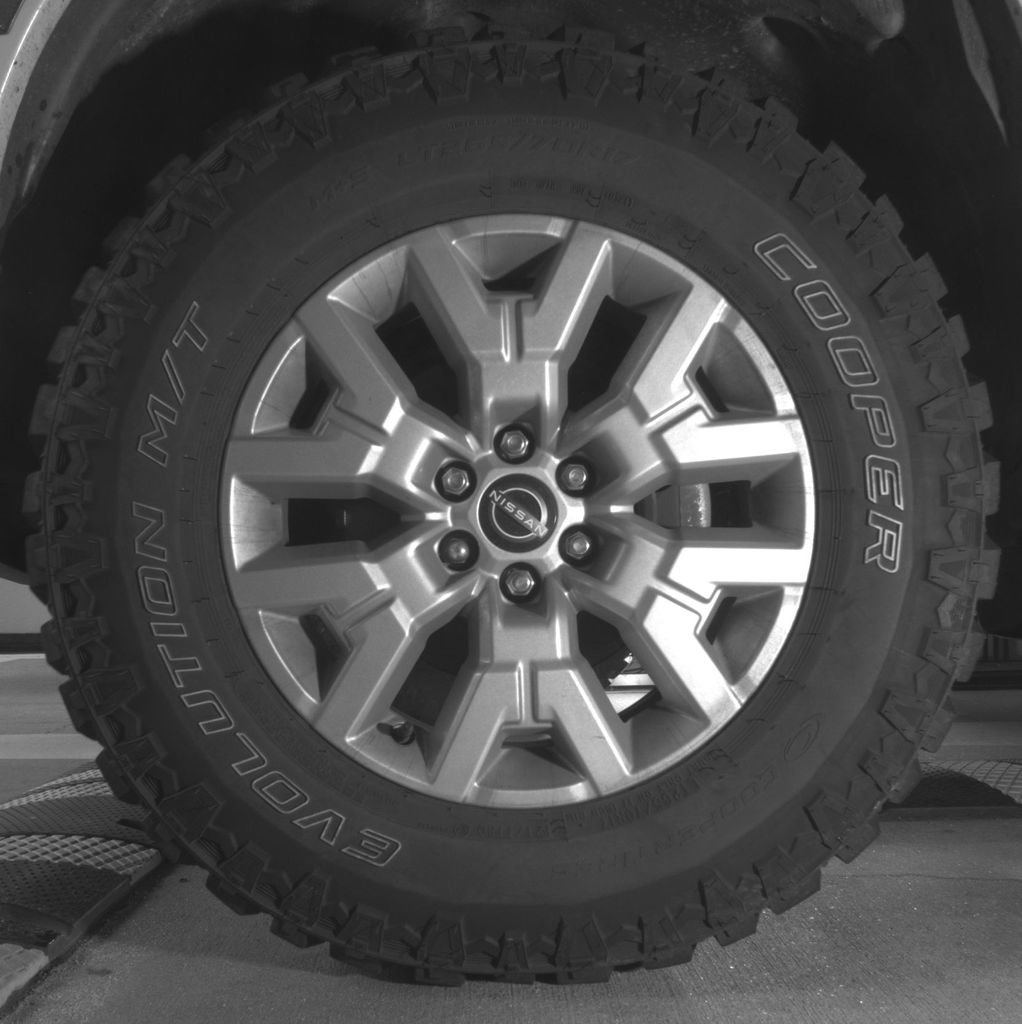 Used 2022 Nissan Frontier SV w/ Technology Package AWD/4WD image 11