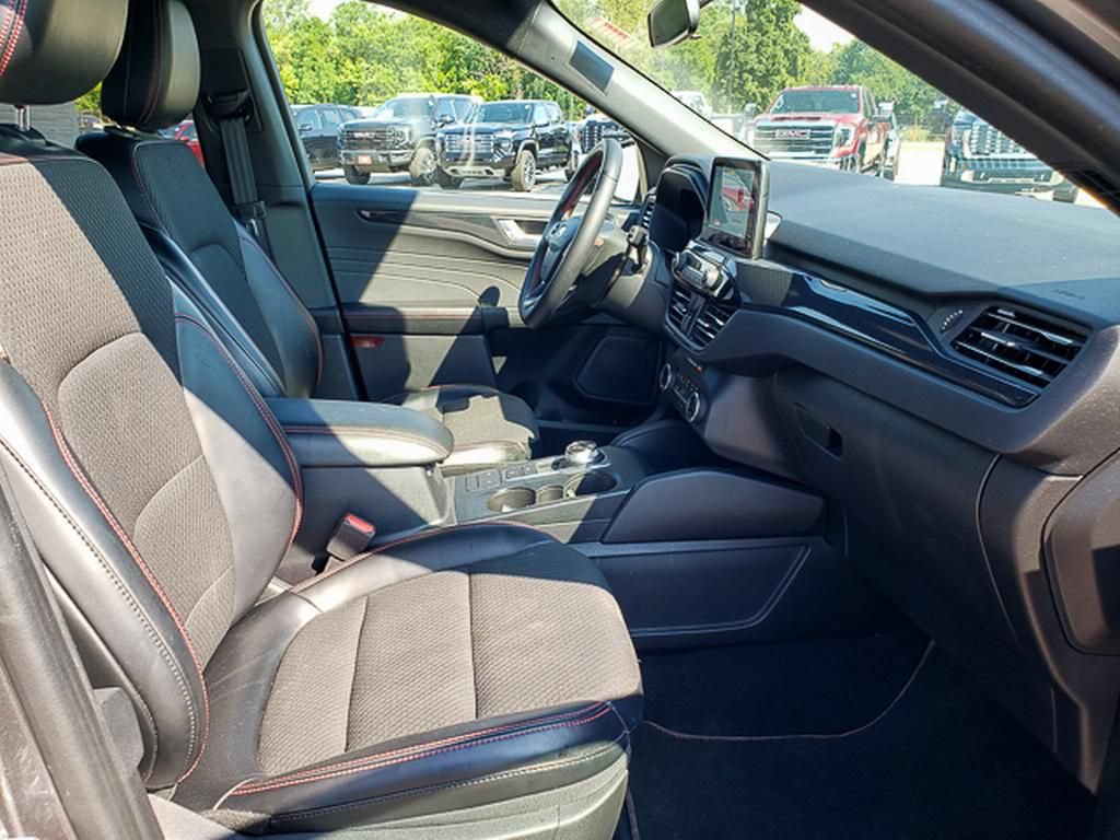 Used 2023 Ford Escape ST-Line FWD image 29