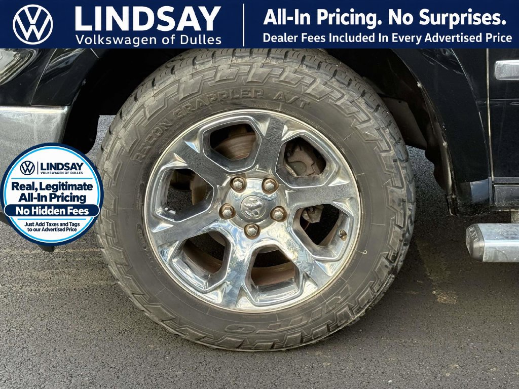 Used 2015 RAM 1500 Laramie w/ Convenience Group AWD/4WD image 8
