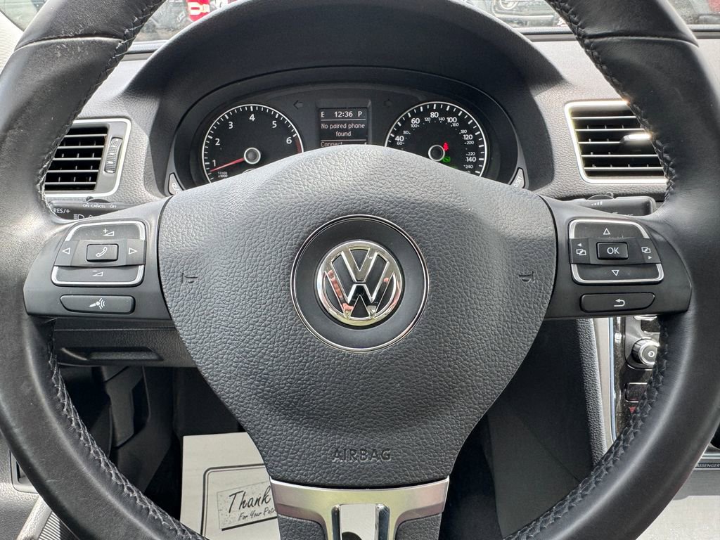 Used 2014 Volkswagen Passat 2.5 SE FWD image 20