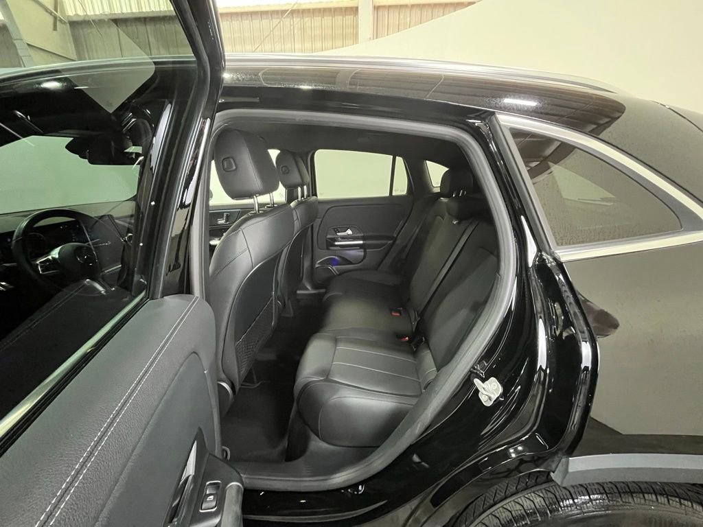 Used 2025 Mercedes-Benz GLA 250 image 18